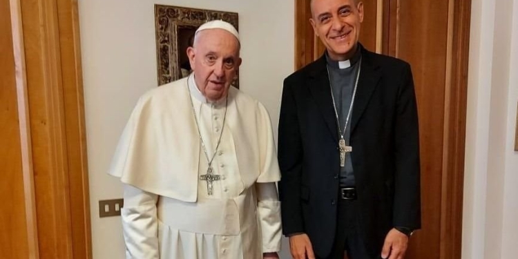 Miles Christi responde al Arzobispo tras su expulsión de dos instituciones