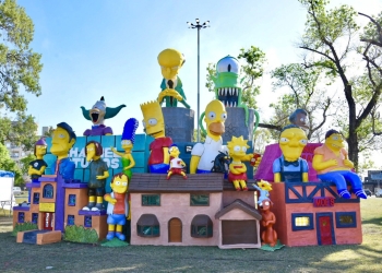 Los vecinos eligieron a “Los Simpson” como el mejor muñeco de Año Nuevo