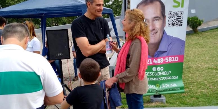 Escudero lanza la tercera edición del programa viví verde con miras a la intendencia