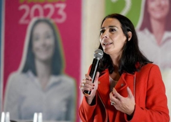 Paula Lambertini: “Quiero debatir mis propuestas con los cuatro precandidatos de Unión por la Patria»