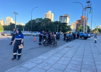Refuerzan controles de seguridad en La Plata y secuestran 30 motos por distintas irregularidades